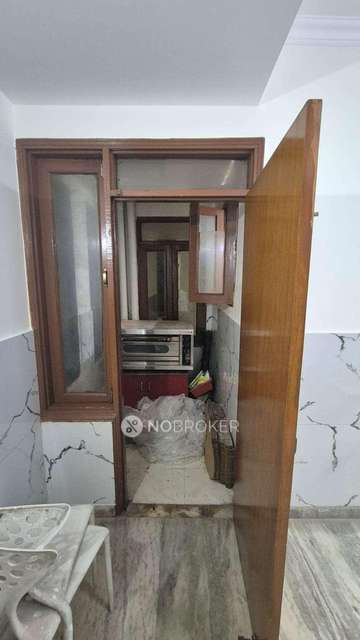 2 BHK Flat In Marut Plaza For Sale  In Mehrauli