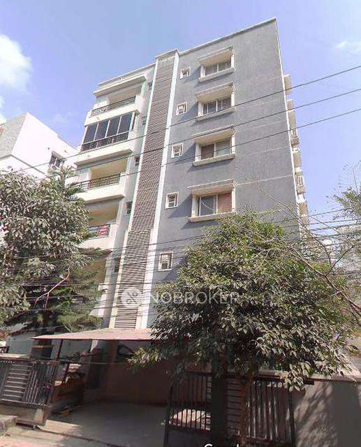 Single Room for Male In 4 BHK  In Nagamani Plaza  In Kothaguda 