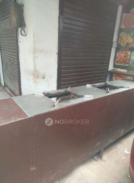 Shop in Madanpur Dabas, Delhi for Rent 
