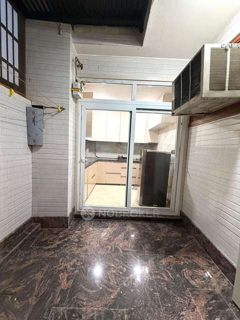 PG for Girls in Sector 108