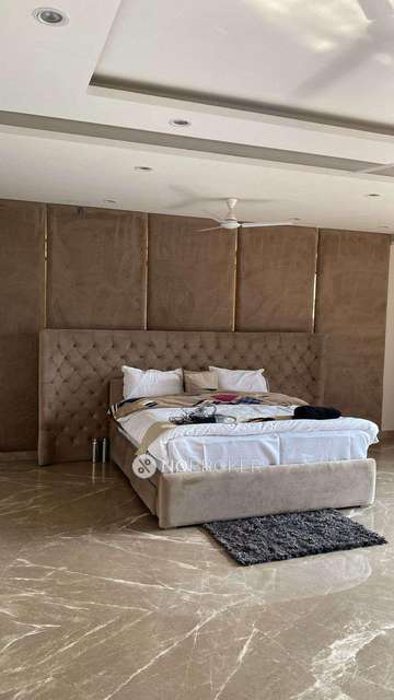 4 BHK Flat In Standalone Building  For Sale  In Sector 24