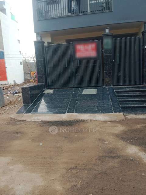 1 RK House for Rent  In Sector 51