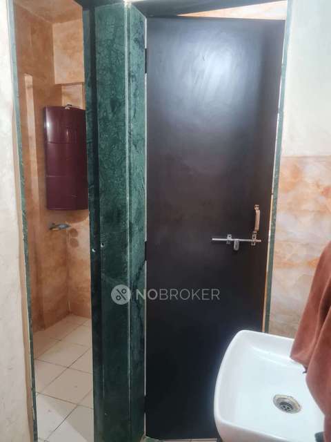 2 BHK Flat In Tulsi Apartment for Rent  In Mundhwa