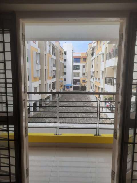2 BHK Flat In Plaza Pristine Acres Phase1, Perumbakkam For Sale  In Perumbakkam