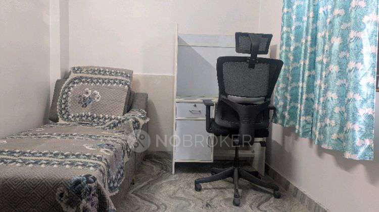 1 RK House for Rent  In Sector 9