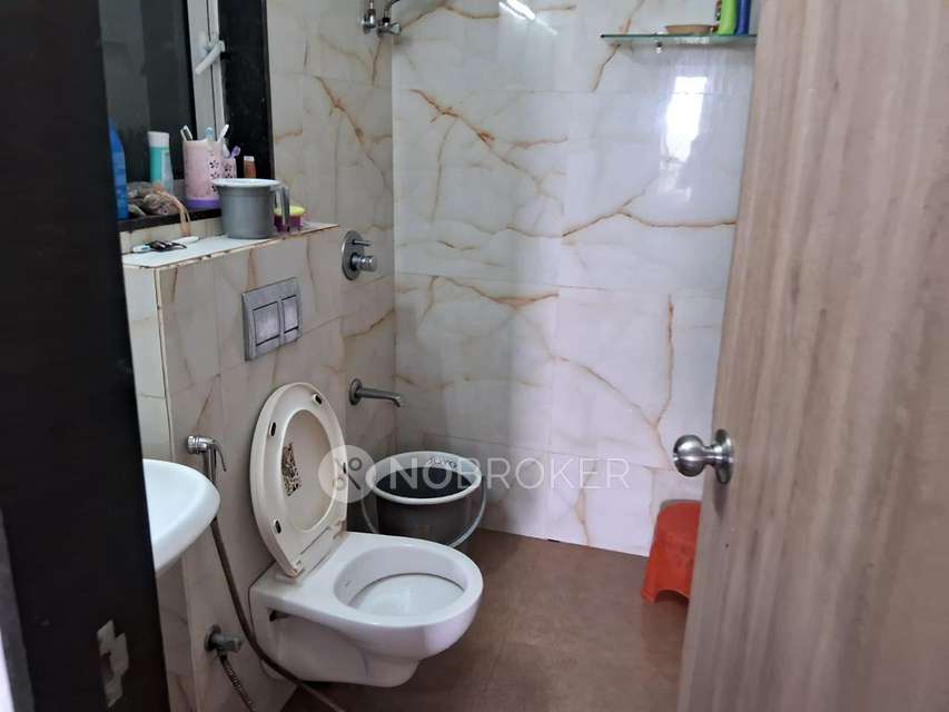 2 BHK Flat In T4 Delta  For Sale  In Ghatkopar East, 