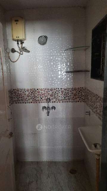 1 BHK Flat In Triveni Tower For Sale  In Ekta Nagar, Kandivali West