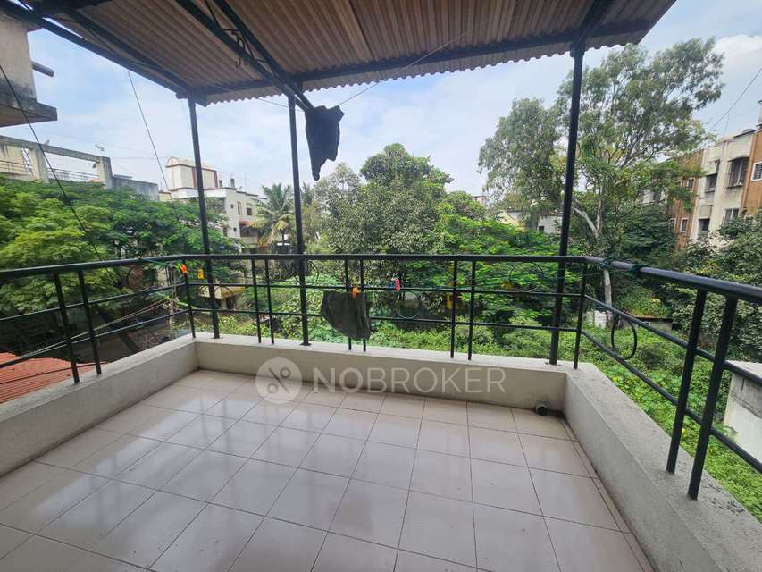 Single Room for Male In 3 BHK  In J P Classics In  Wadgaon Sheri