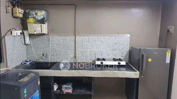 Single Room for Male In 2 BHK  In Punarthnagar In Viman Nagar,