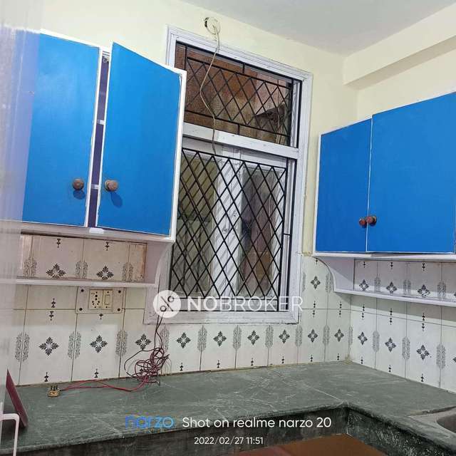 2 BHK Flat In Green Building For Sale  In Malviya Nagar