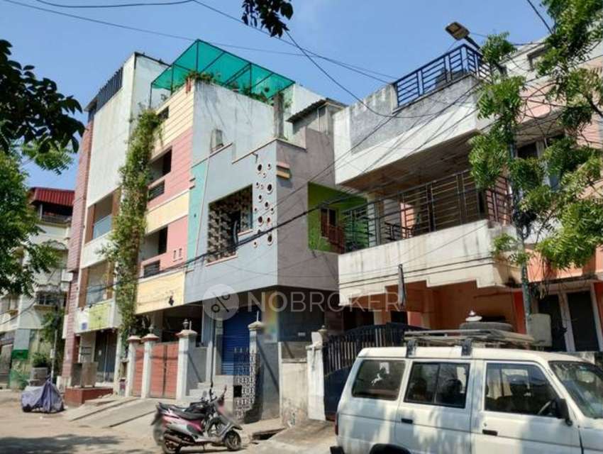 Single Room for Male In 2 BHK  In Harrington Road 9th Avenue In Harrington Road