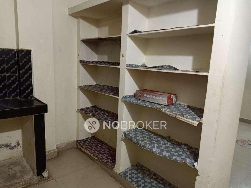 2 BHK Flat In Challa Web2 Apartment, Alkapur Township, Near Mahatma Gandhi Park, Puppalguda For Sale  In Alkapur Township