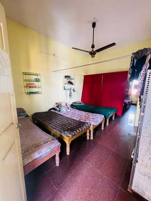 PG for Girls in Mehta Nagar