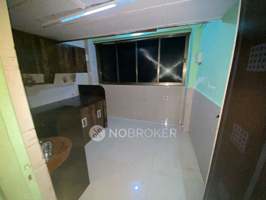 1 RK Flat In Mk Building For Sale  In Maharaja Corner