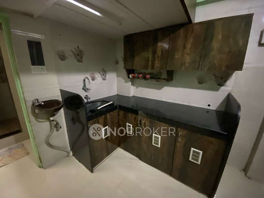 1 RK Flat In Mk Building For Sale  In Maharaja Corner