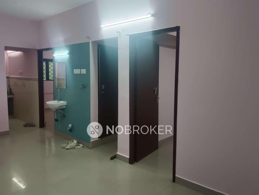 2 BHK Flat In Swagath Apartments For Sale  In Kodambakkam