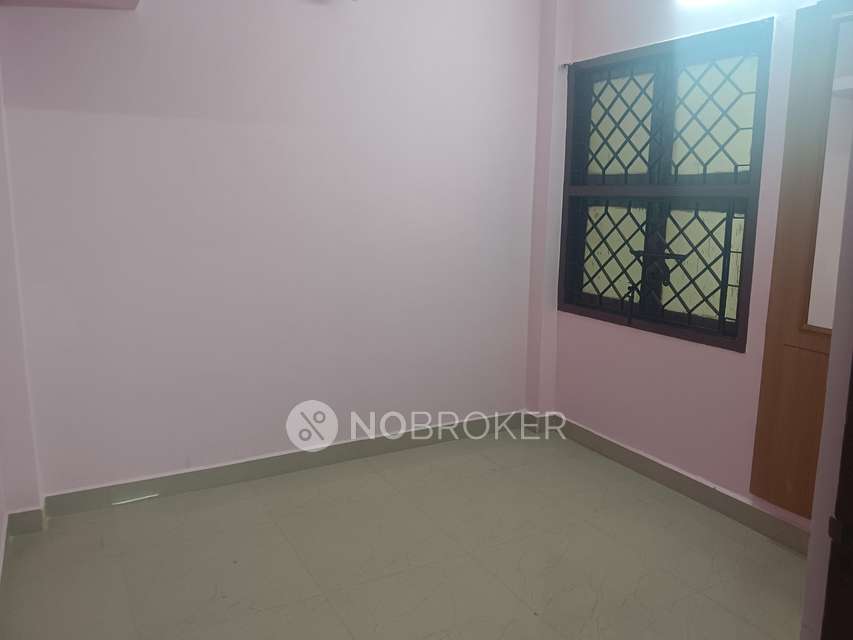 2 BHK Flat In Swagath Apartments For Sale  In Kodambakkam