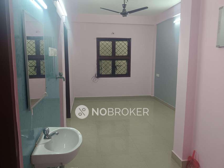 2 BHK Flat In Swagath Apartments For Sale  In Kodambakkam