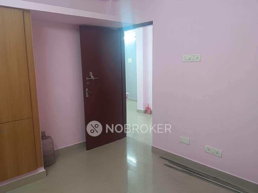 2 BHK Flat In Swagath Apartments For Sale  In Kodambakkam