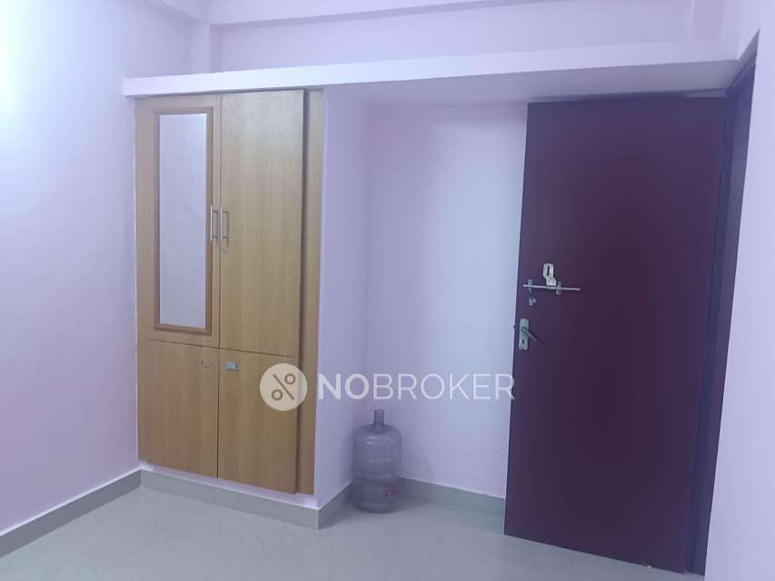 2 BHK Flat In Swagath Apartments For Sale  In Kodambakkam