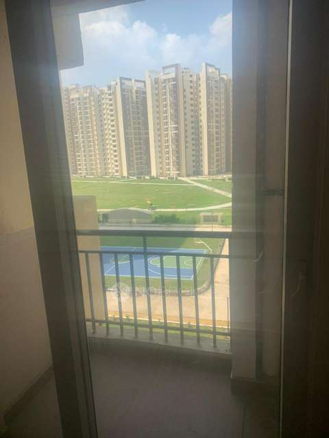 3 BHK Flat In Nbcc Kingswood Golf Homes, Greater Noida West For Sale  In Greater Noida West