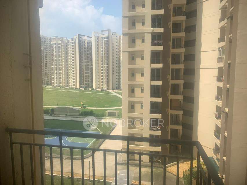 3 BHK Flat In Nbcc Kingswood Golf Homes, Greater Noida West For Sale  In Greater Noida West