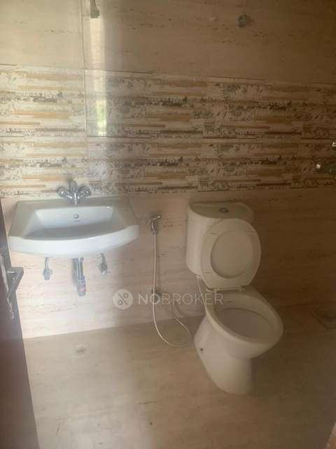 3 BHK Flat In Nbcc Kingswood Golf Homes, Greater Noida West For Sale  In Greater Noida West