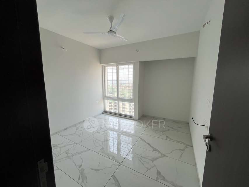 2 BHK Flat In Rahul Downtown, Tathawade for Rent  In Punawale