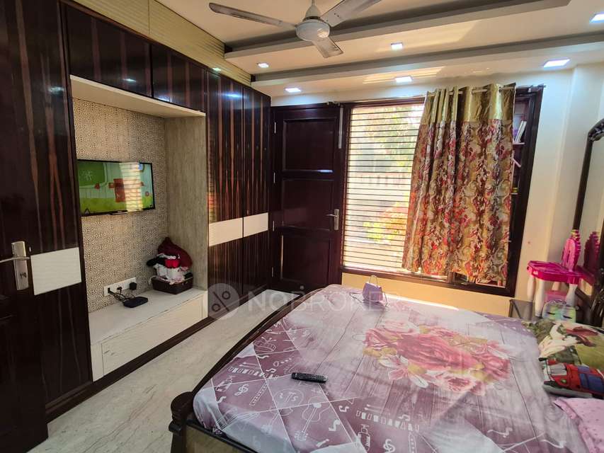 3 BHK Flat For Sale  In Gujranwala Town Part 1