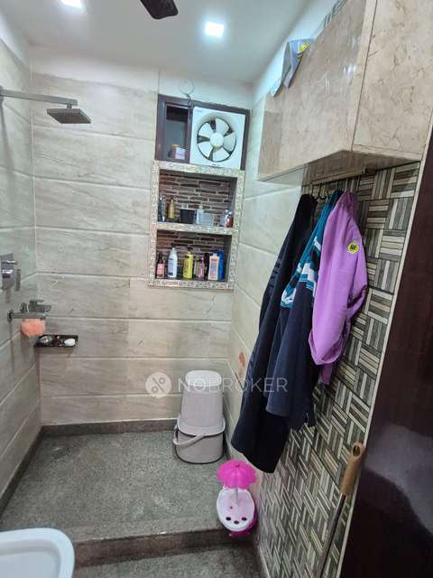 3 BHK Flat For Sale  In Gujranwala Town Part 1