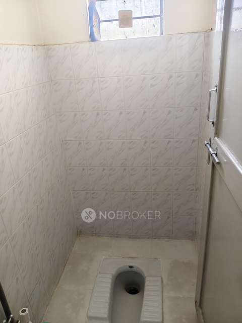 2 BHK Flat In Silver Estate Chs for Rent  In Bibwewadi