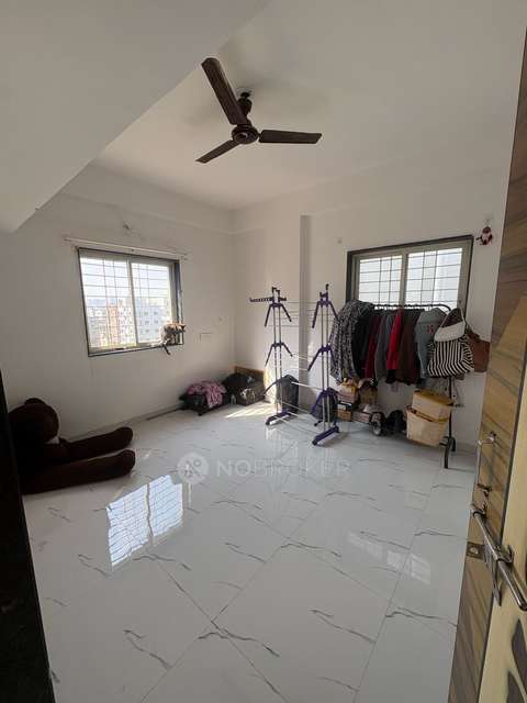 Single Room for Female In 2 BHK  In Adarsh Park In Manjari Budruk