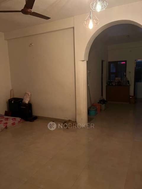 Single Room for Female In 3 BHK  In Our Homes Plot In Madipakkam