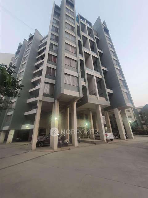 1 BHK Flat In Ravinanda Skywater Waterfront Homes for Rent  In Wagholi