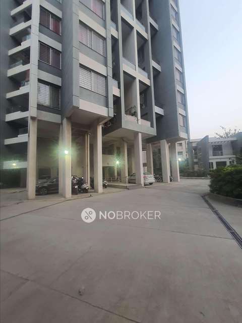 1 BHK Flat In Ravinanda Skywater Waterfront Homes for Rent  In Wagholi