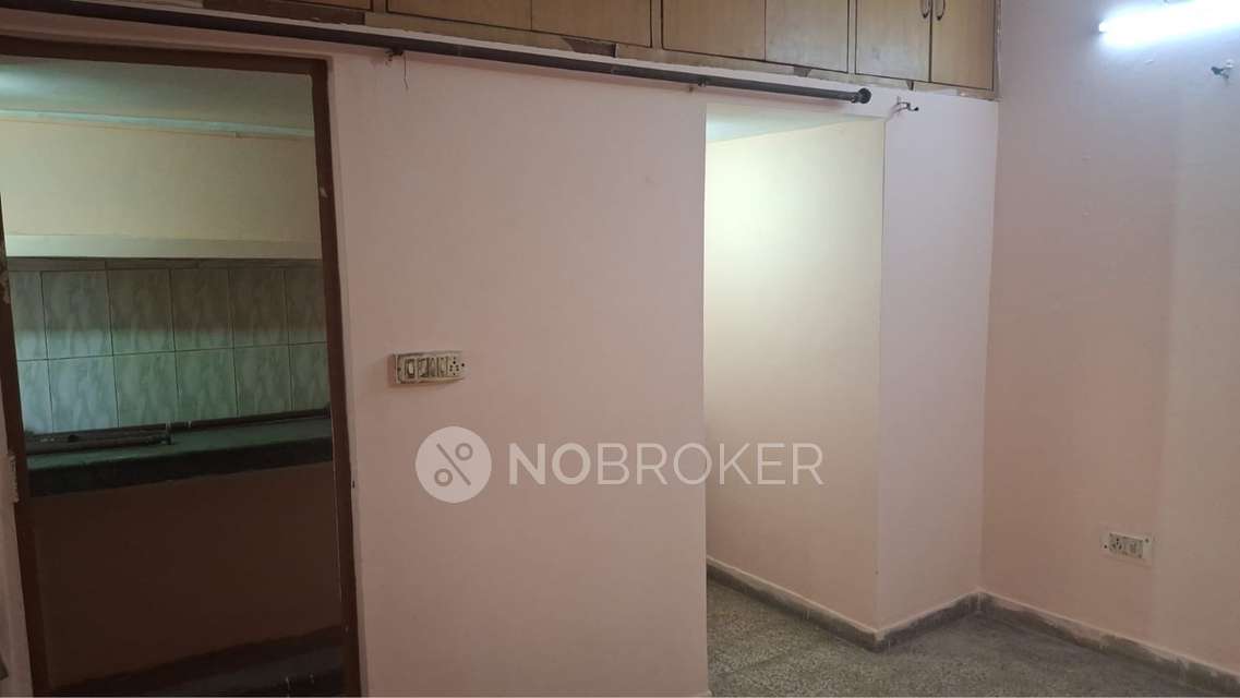 4 BHK Flat For Sale  In Saraswati Vihar