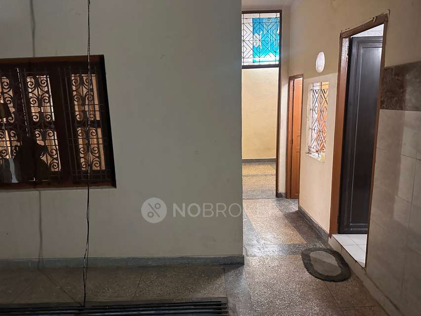 2 BHK House for Rent  In Laxmi Nagar