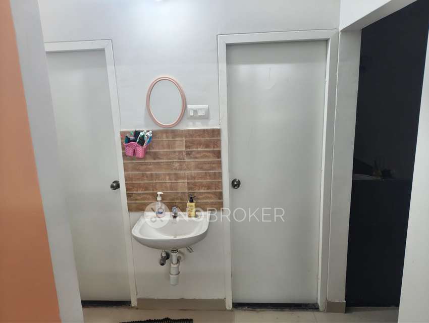 1 BHK Flat In Himalaya Housing Society For Sale  In Pimpri-chinchwad