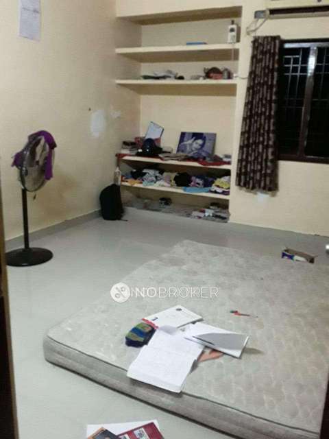 2 BHK Flat In Bhuvana Arrora for Rent  In Thoraipakkam
