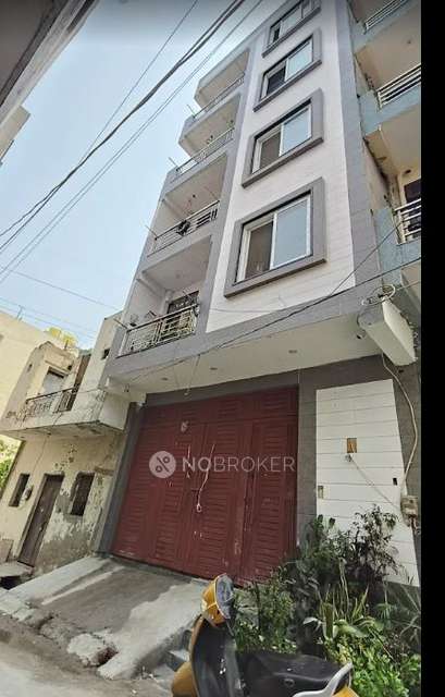 3 BHK Flat In Sai Niwas Apartment for Rent  In Qutub Vihar