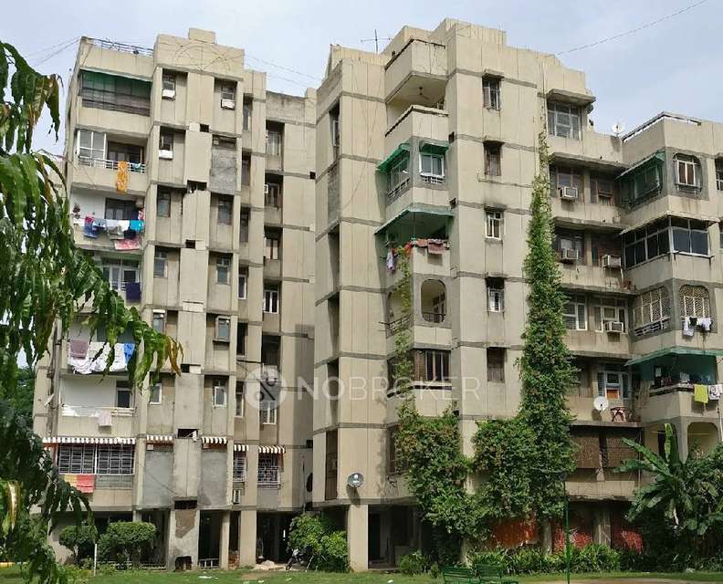 3 BHK Flat In Apartment  For Sale  In  Mahavir Enclave