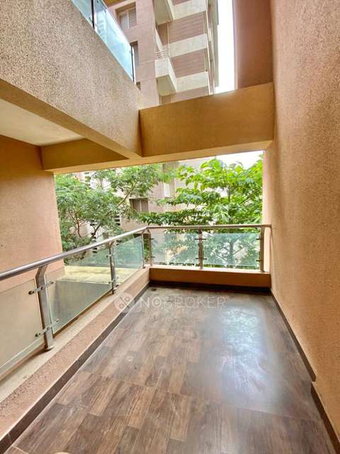 Shared Room for Female In 2 BHK  In Atlanta Society In  Wakad, Pune