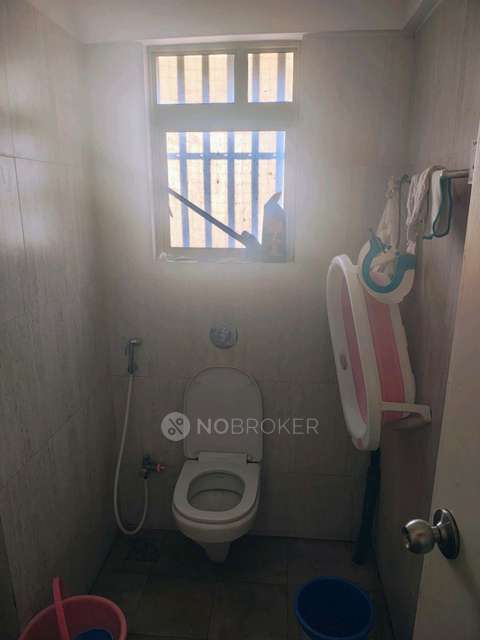 1 BHK Flat In Kalpataru Oriana for Rent  In Oriana Building