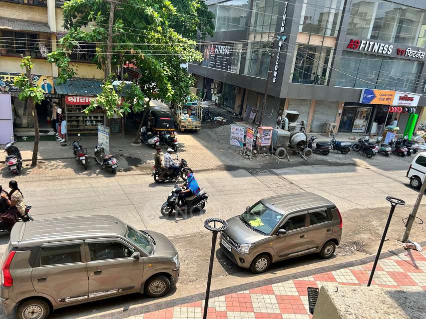 Shop in Raghu Anand Villa C H S Ltd, Mumbai for Rent 