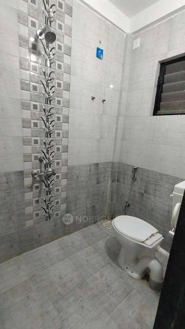 Shared Room for Female In 1 BHK  In Kothrud