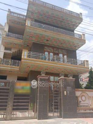 1 BHK House for Rent  In Sector 9