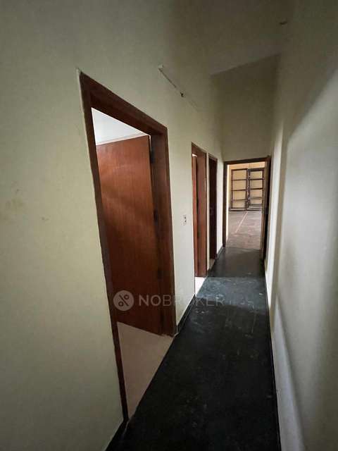 Industrial Building in Toy City, Greater Noida for Rent 