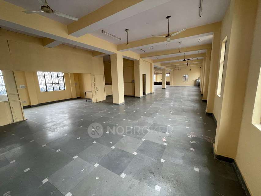 Industrial Building in Toy City, Greater Noida for Rent