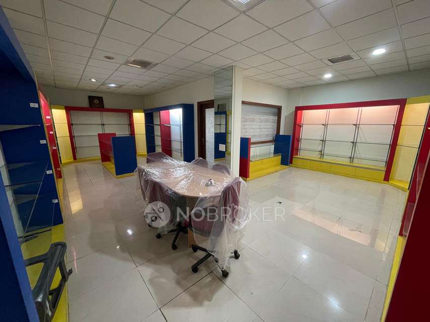 Industrial Building in Toy City, Greater Noida for Rent 