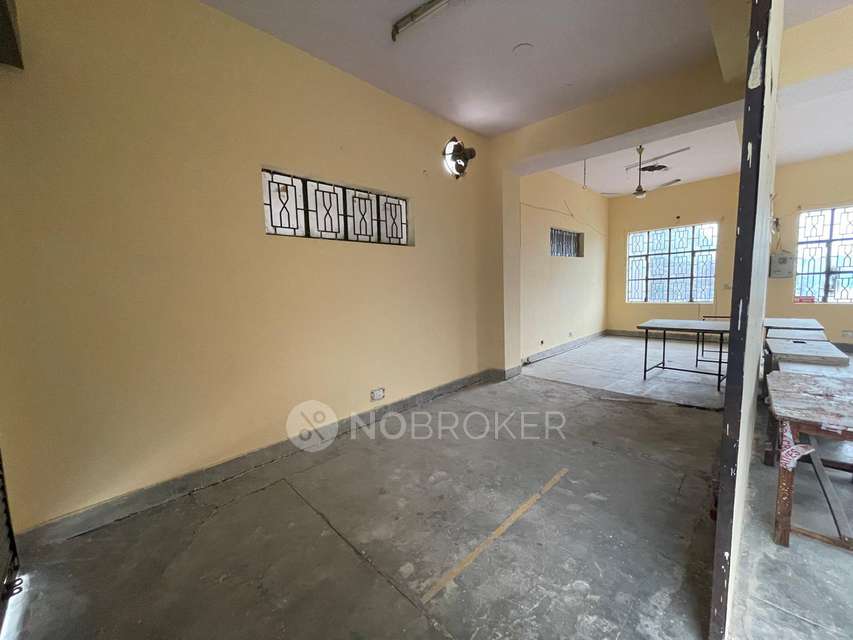 Industrial Building in Toy City, Greater Noida for Rent 